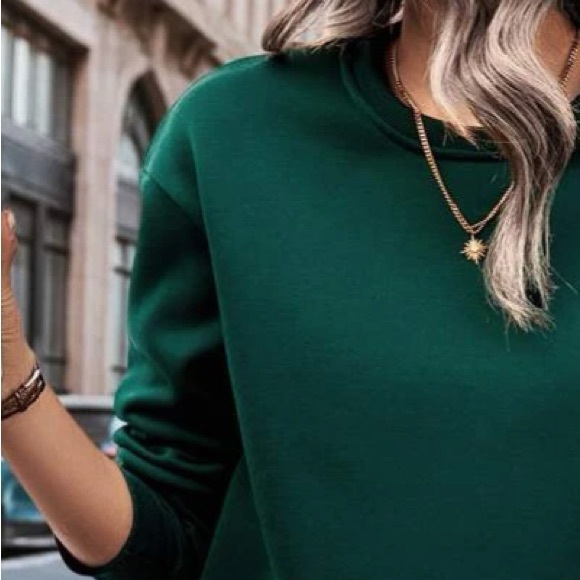 Green Pullover Sweater in M - Picture 4 of 5